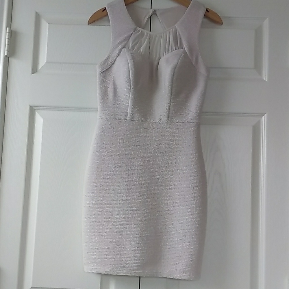 Dress - Picture 2 of 5